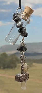 Obsidian stonewrap aromanecklace